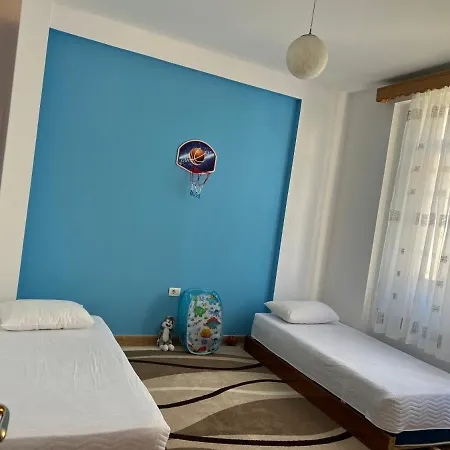 Lukis Διαμέρισμα Vlorë
